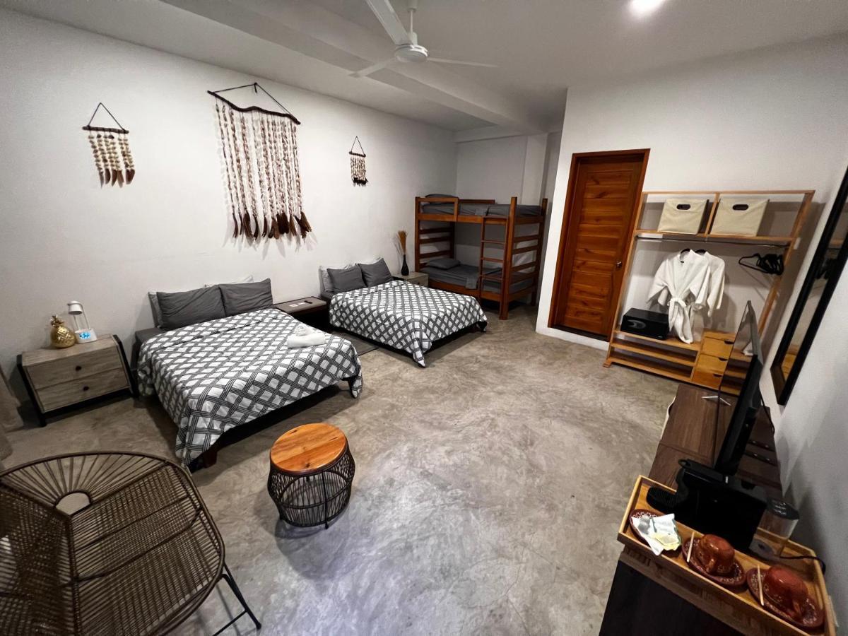 Hostal Del Jaguar Tulum Pueblo Buitenkant foto
