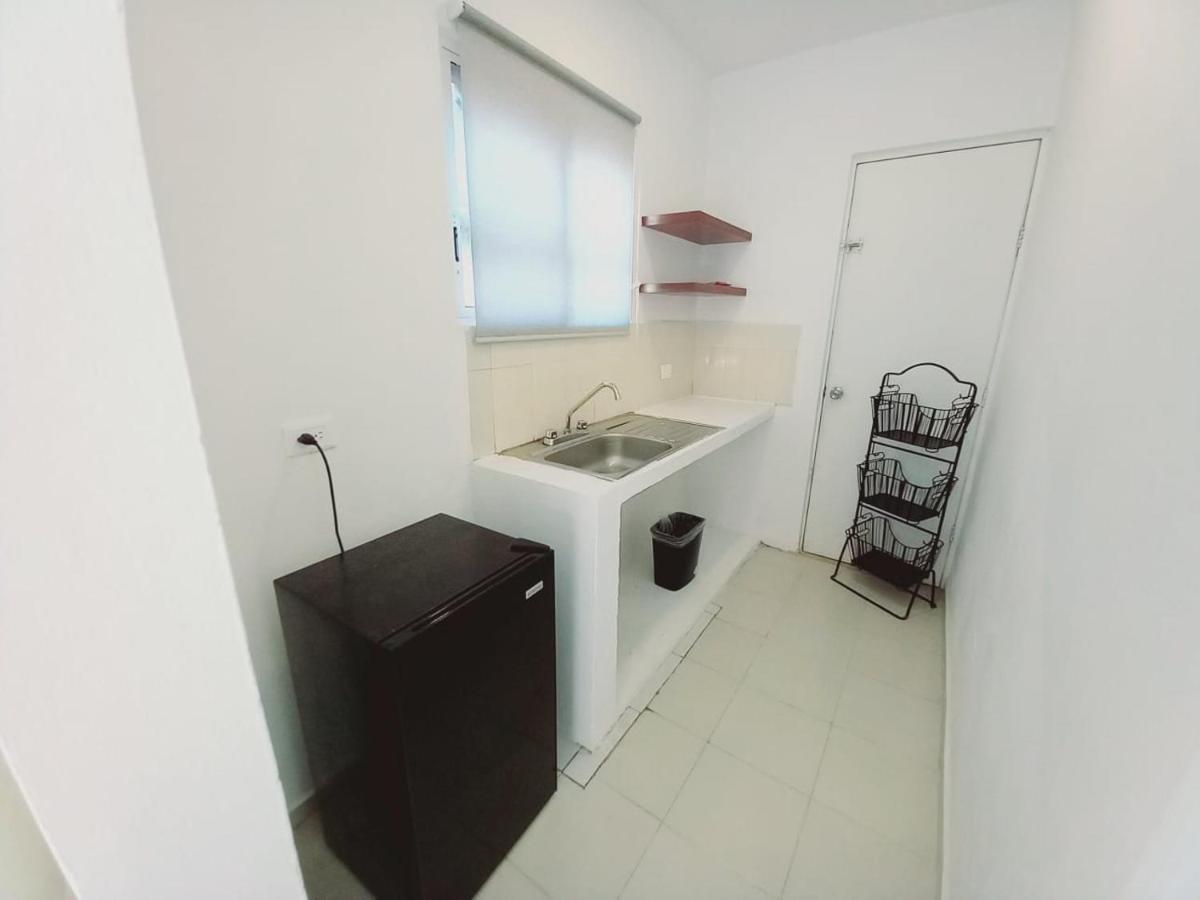 Hostal Del Jaguar Tulum Pueblo Buitenkant foto